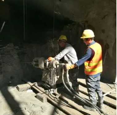 文殊镇水下抗分散灌浆料特点 水下不分散注浆料介绍