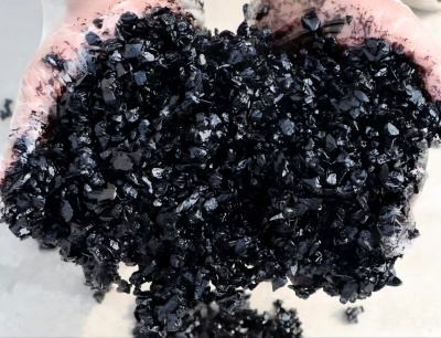 文殊镇沥青冷补料（沥青砂）的优势特点与施工流程解析